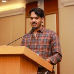 மேலைத்தத்துவ அறிமுகம் எனும் அடிப்படைத்தேவை.