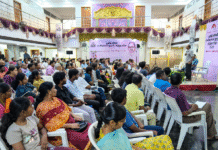 கடிதங்கள் எழுதுபவர் யார்?